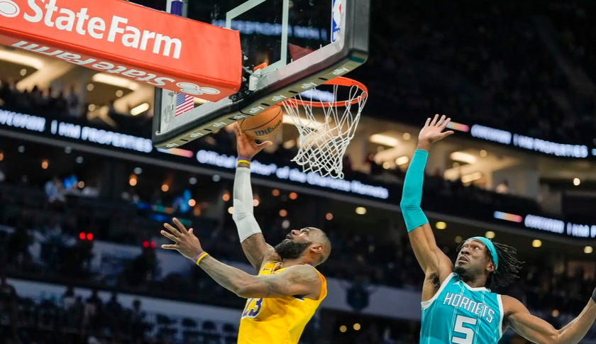 黄蜂客场击败热火,格拉汉姆关键时刻上演绝杀的简单介绍 黄蜂客场击败热火,格拉汉姆关键时刻上演绝杀的简单介绍